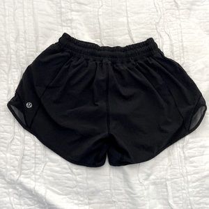 Black Lululemon athletic shorts size 2 perfect condition